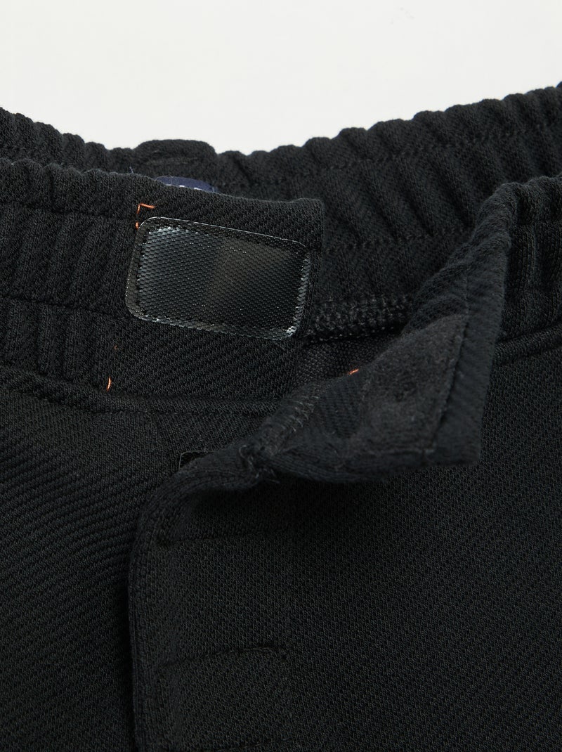 Chino regular a tinta unita - collezione facile da indossare Nero - Kiabi