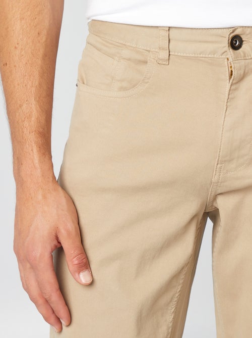 Chino slim 5 poches - L32 - Kiabi Chino slim 5 poches - L32 - Kiabi