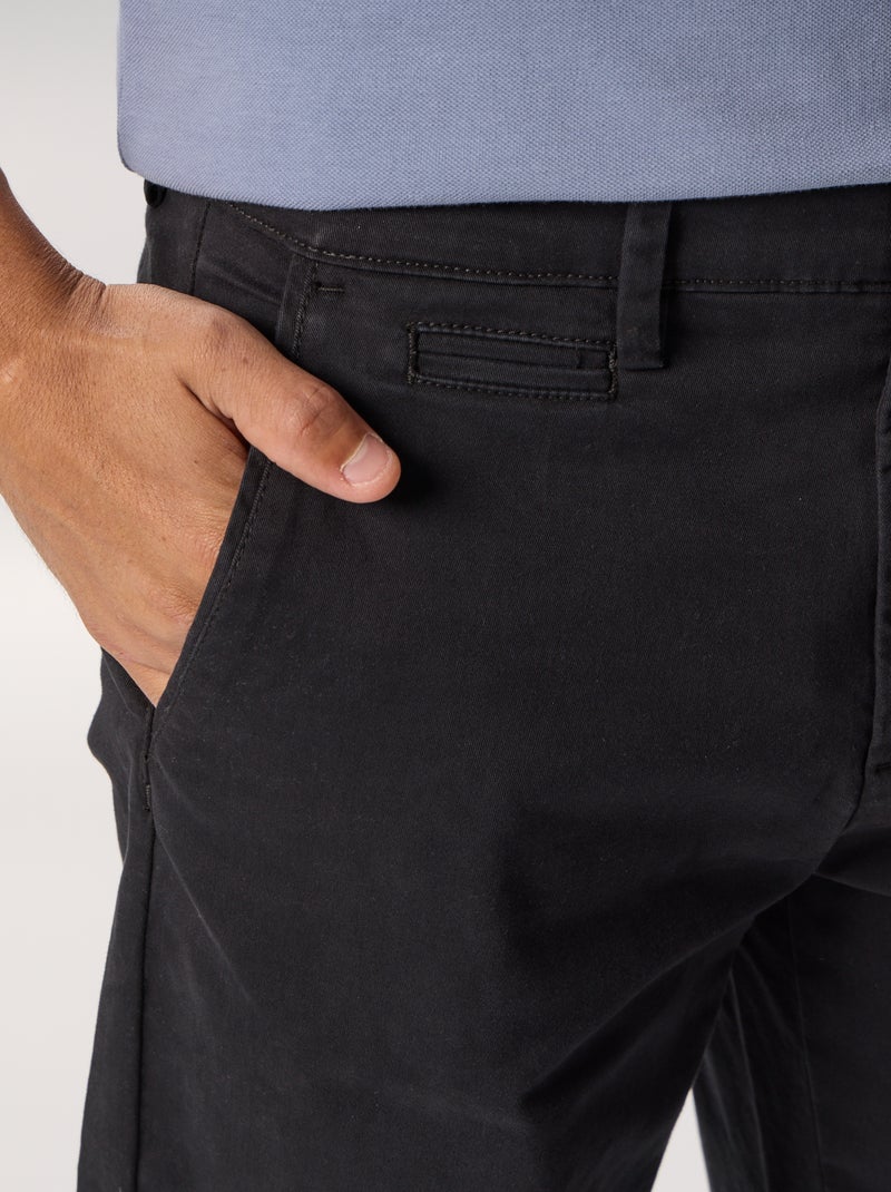 Chino uni taille standard Noir - Kiabi