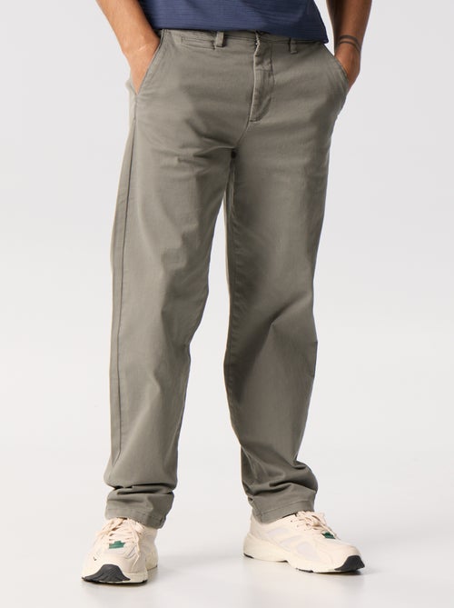 Chino uni taille standard - Kiabi
