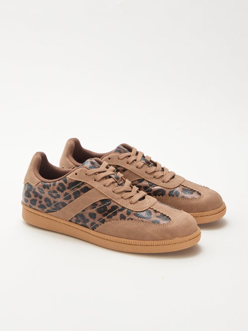 Contrast Panel Low-Top Sneakers - Kiabi