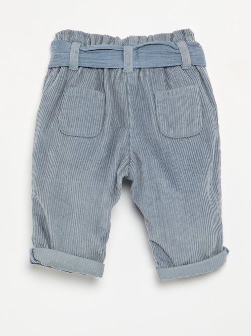 Cordhose mit Gürtel - Kiabi