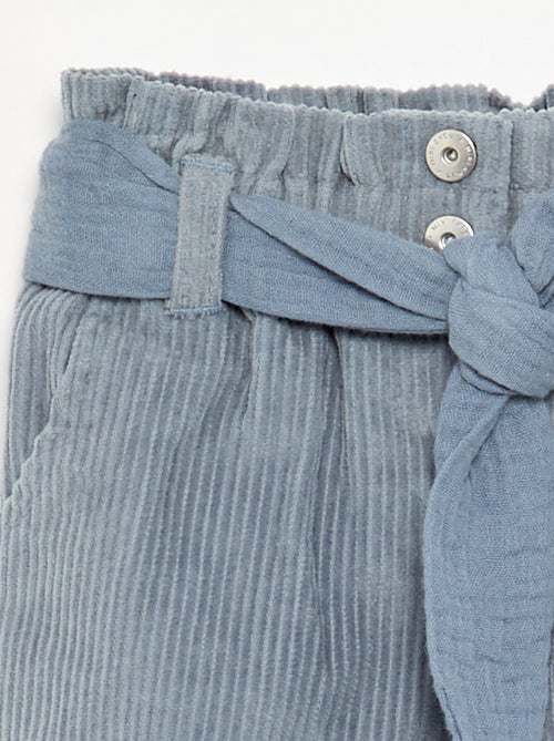 Cordhose mit Gürtel - Kiabi