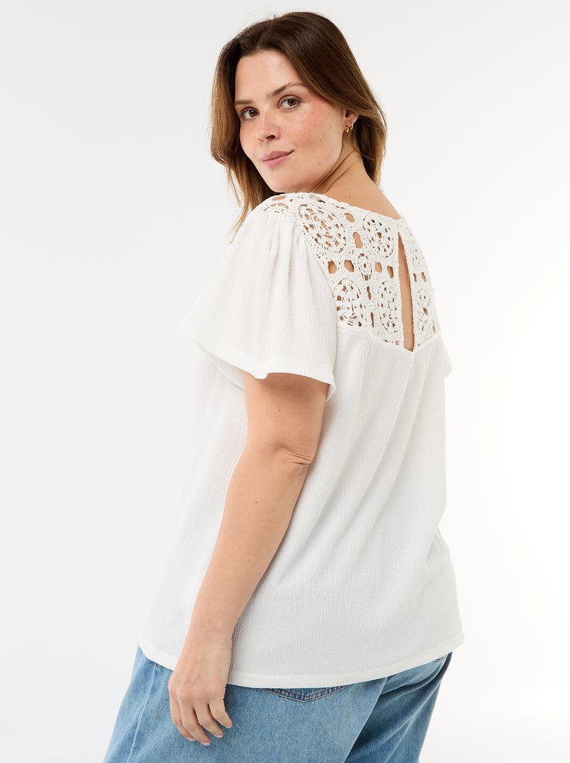 Crêpe-Strick-T-Shirt mit Makramee Weiß - Kiabi