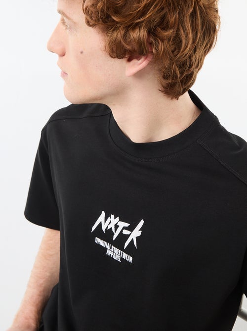Crew Neck T-Shirt with Contrast Embroidery - Kiabi