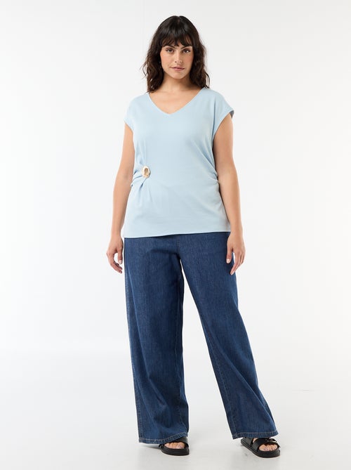 Draped T-shirt with Gold Brooch Detail - Kiabi