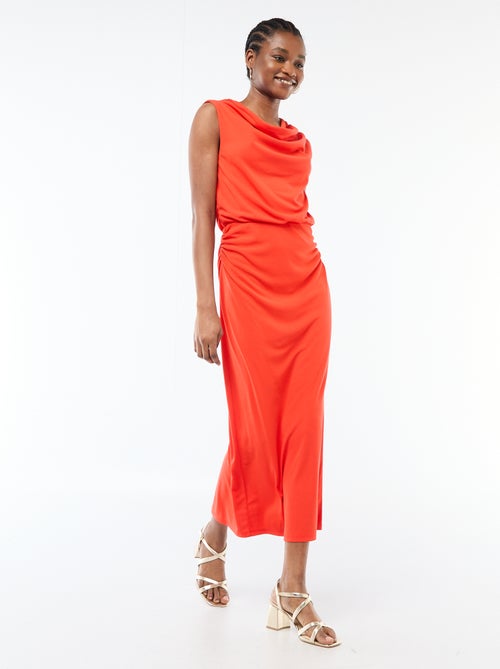 Drapéiertes langes Kleid mit Wasserfallausschnitt - Kiabi