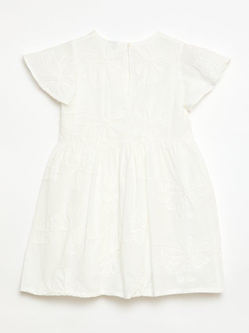 Dress with fanciful floral embroidery - Kiabi