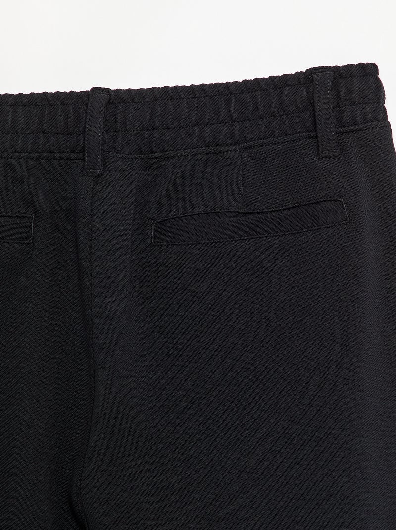 Einfarbige Regular-Fit Chino – Kollektion zum einfachen Anziehen Schwarz - Kiabi