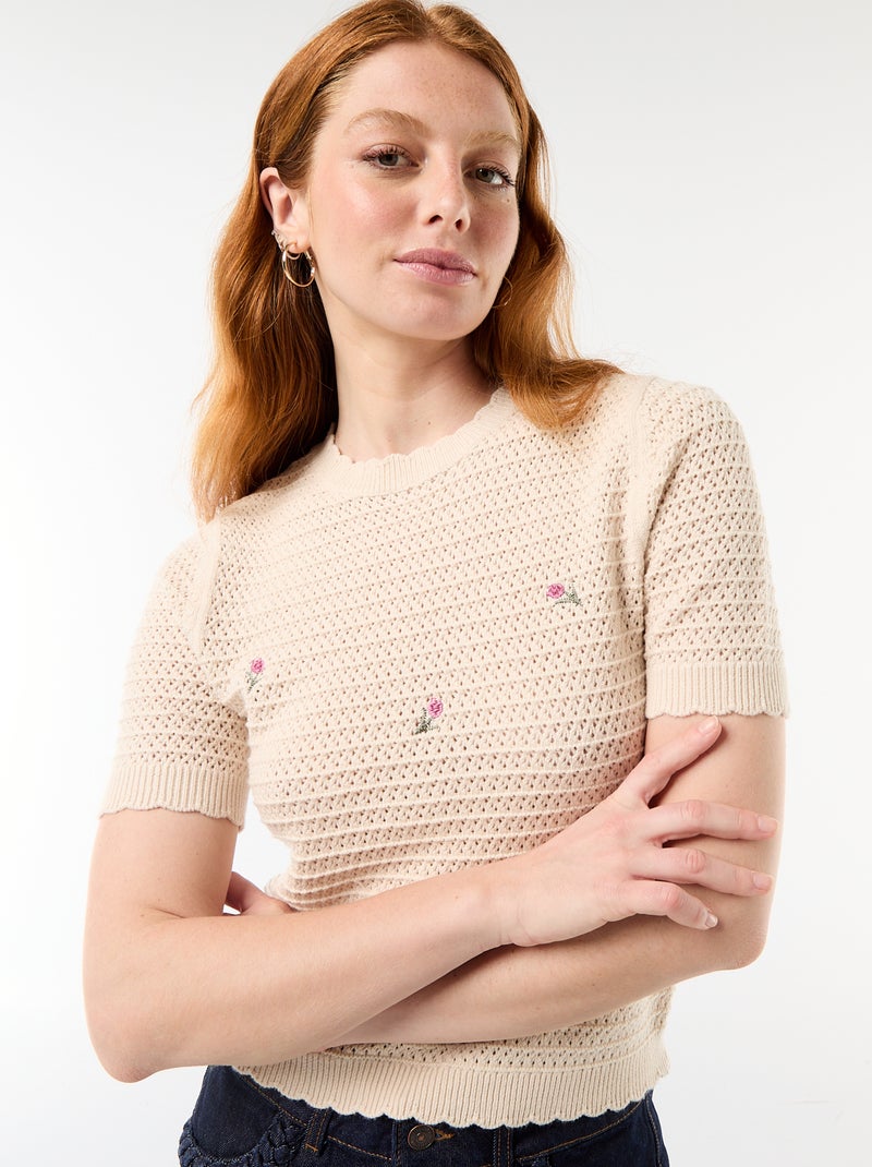 Embroidered Floral Short-Sleeved Knit Top Beige - Kiabi