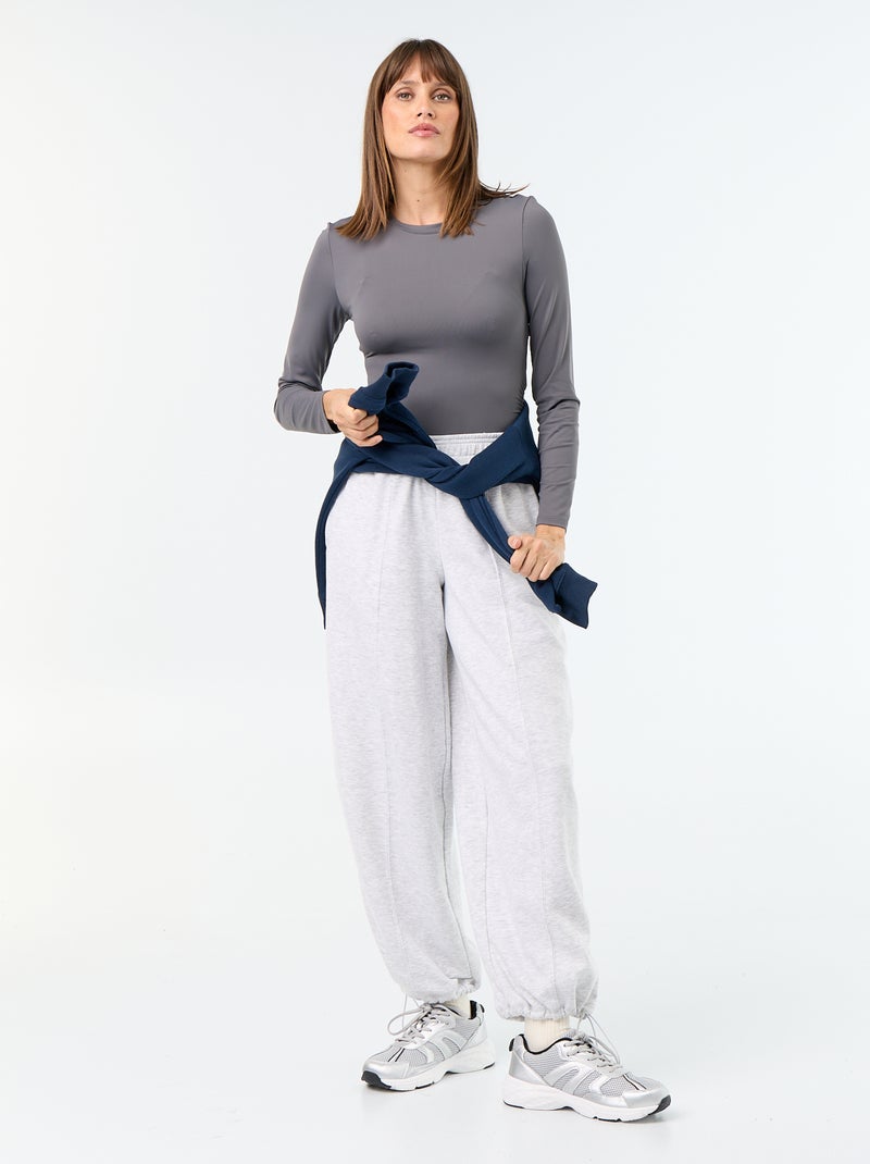 Eng anliegendes, plissiertes T-Shirt Gris - Kiabi