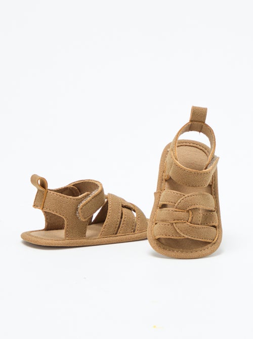 Fabric sandals with crossed straps - Kiabi