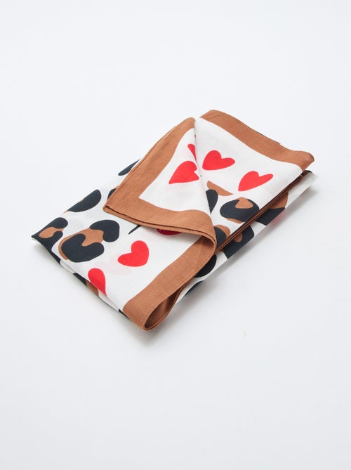 Fantasy Print Scarf (100x100 cm) 'Agathe Sorlet x Kiabi' - Valentine's Day - Kiabi