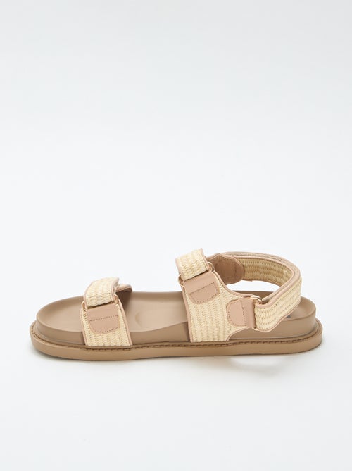Flache Sandalen mit Bastriemen - Kiabi