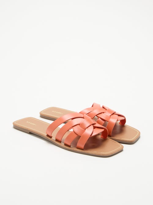 Flache Sandalen mit überkreuzten Riemen - Kiabi Flache Sandalen mit überkreuzten Riemen - Kiabi