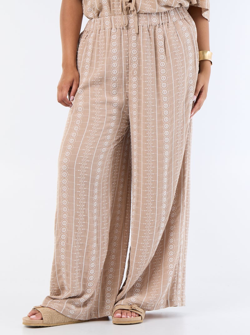 Fliessende Hose mit Stickereien Beige - Kiabi