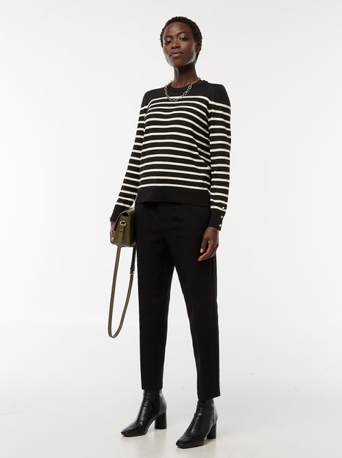Fluid Carrot Trousers with Buckle Belt - Kiabi