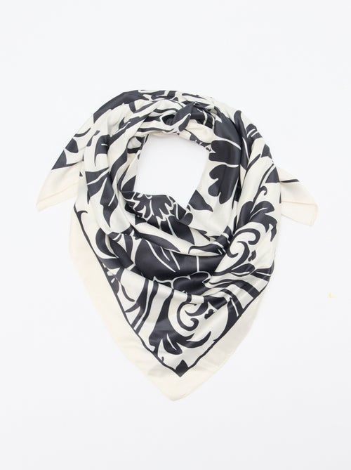 Foulard en satin fantaisie (65x65 cm) - Kiabi