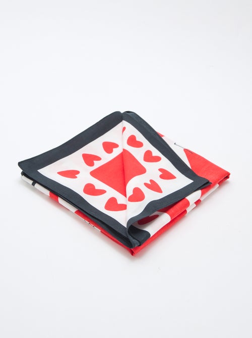Foulard stampato fantasia (100x100 cm) 'Agathe Sorlet x Kiabi' - San Valentino - Kiabi Foulard stampato fantasia (100x100 cm) 'Agathe Sorlet x Kiabi' - San Valentino - Kiabi