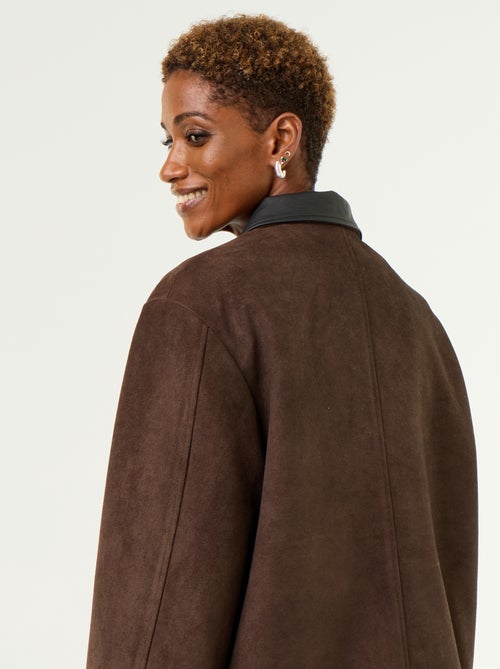 Gerade geschnittene Suedine-Jacke mit Kunstleder-Kragen - Kiabi