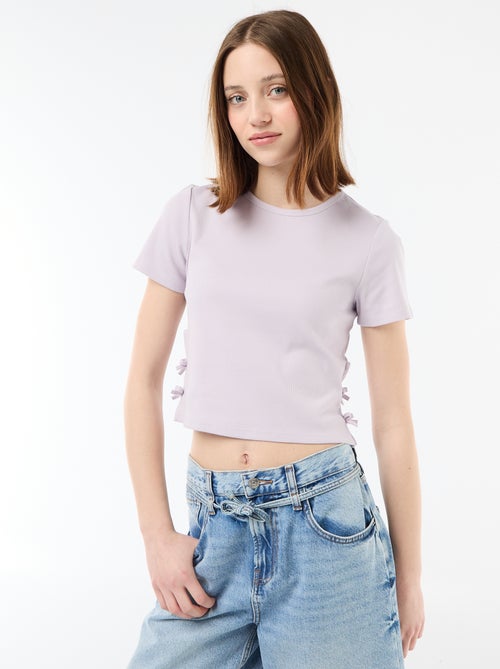 Geripptes Cropped T-Shirt mit Knoten - Kiabi