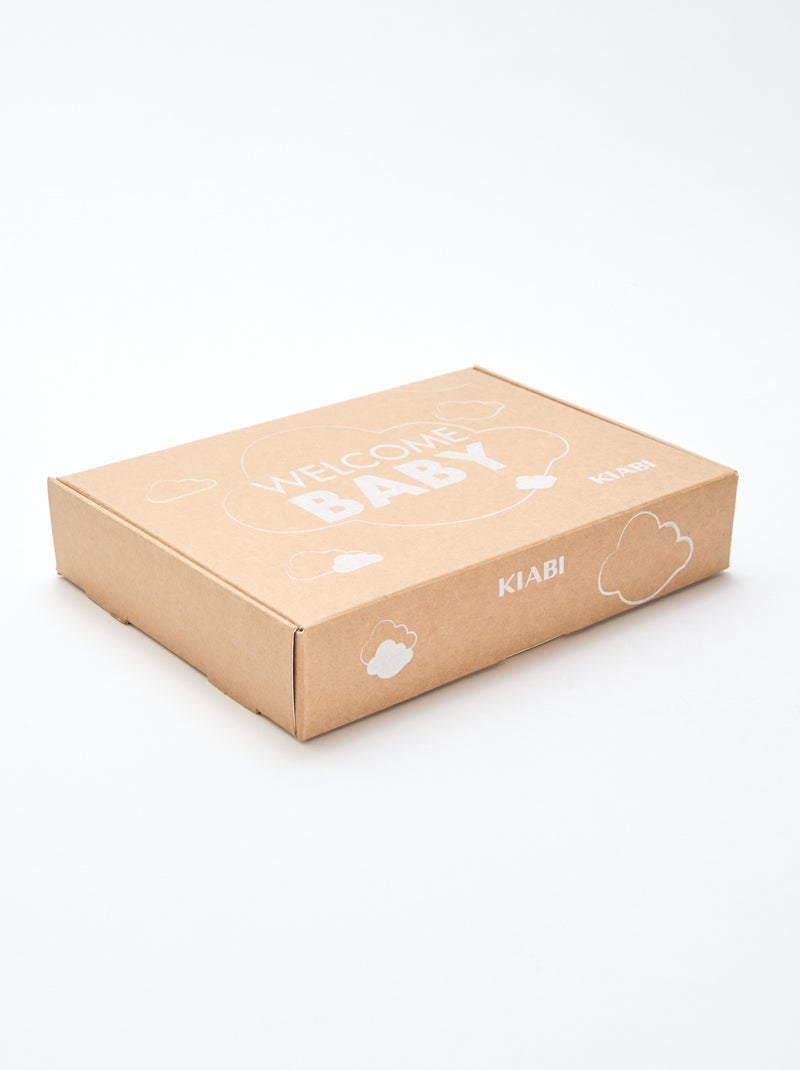 Geschenkset Wickeloberteil + Hose + Socken + Mütze + Lätzchen Weiß - Kiabi