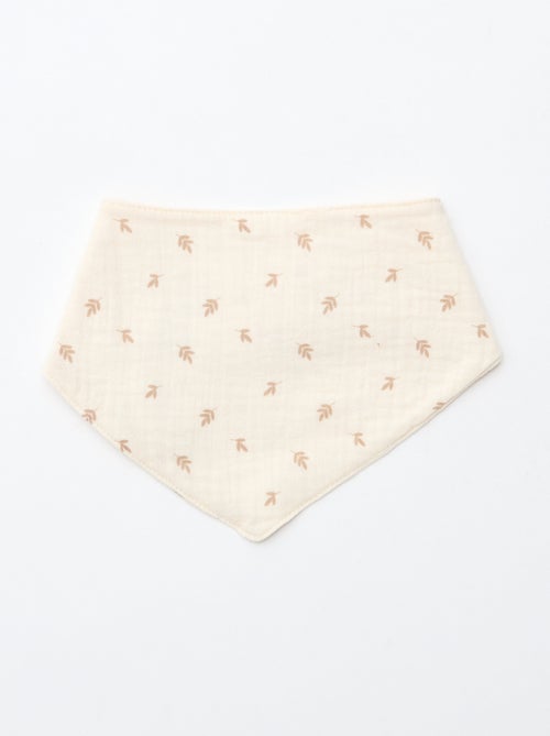 GIFTBOX brassière + pantalon + chaussettes + bonnet + bavoir - Kiabi