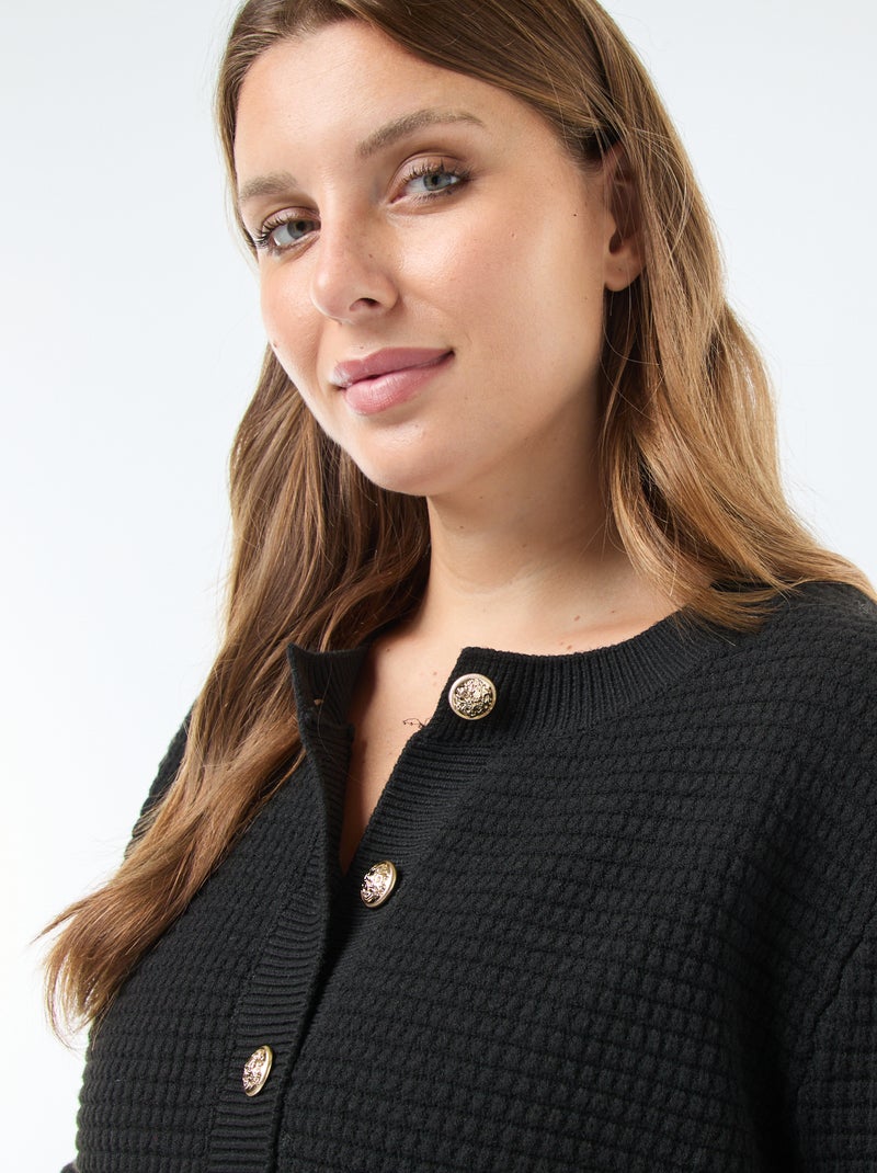 Gilet en maille gaufrée avec boutons dorés Noir - Kiabi