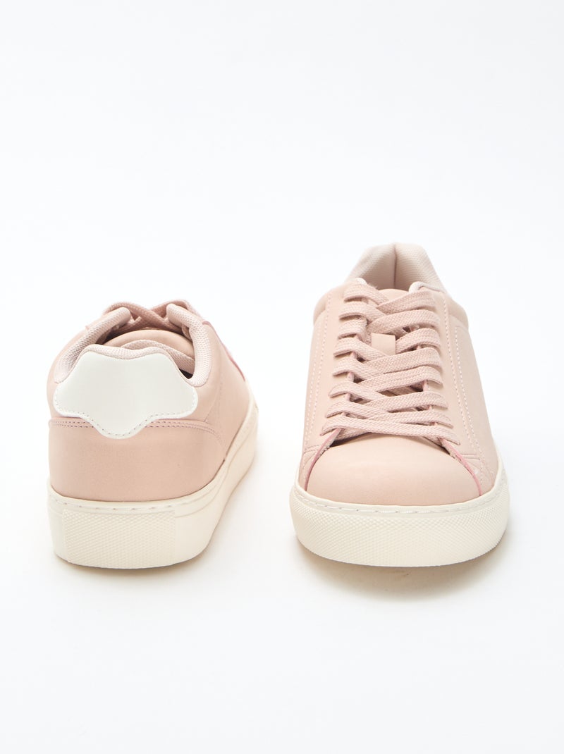 Glänzende Low-Top-Sneaker aus Wildlederimitat Beige - Kiabi
