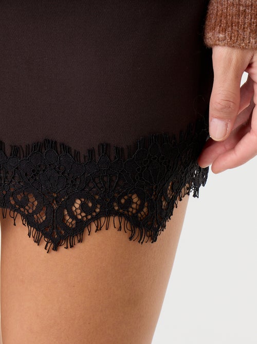 Gonna pantaloncino con pizzo sul fondo - Kiabi