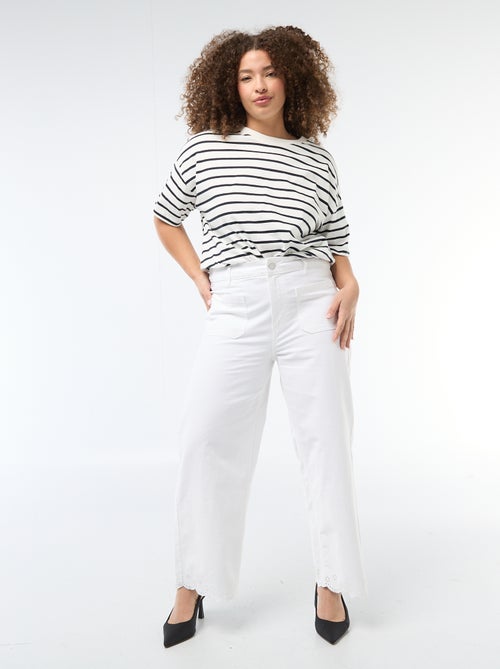 High-Waist Wide-Leg Jeans mit aufgesetzten Taschen vorne und hinten - Kiabi High-Waist Wide-Leg Jeans mit aufgesetzten Taschen vorne und hinten - Kiabi