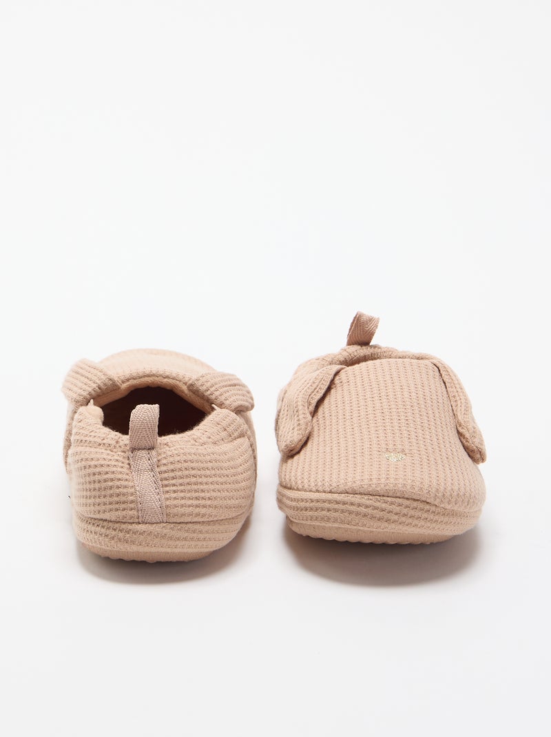 Honeycomb Slippers Brown - Kiabi