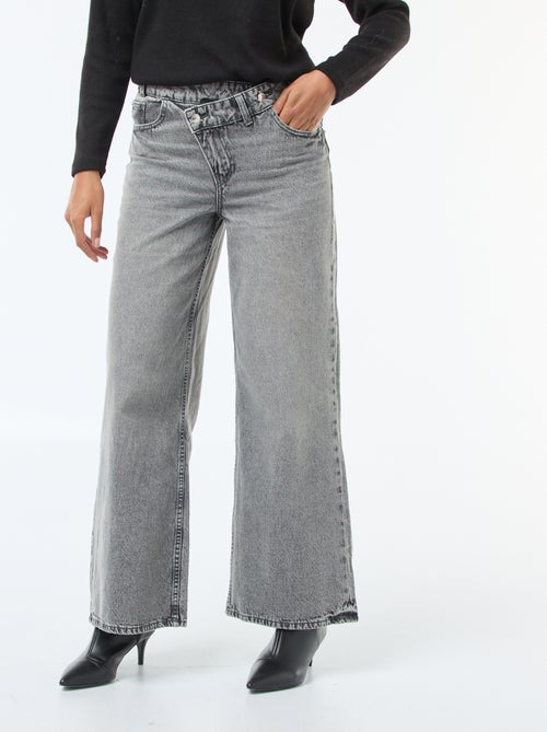 Jean large avec double ouverture boutonnée - Kiabi