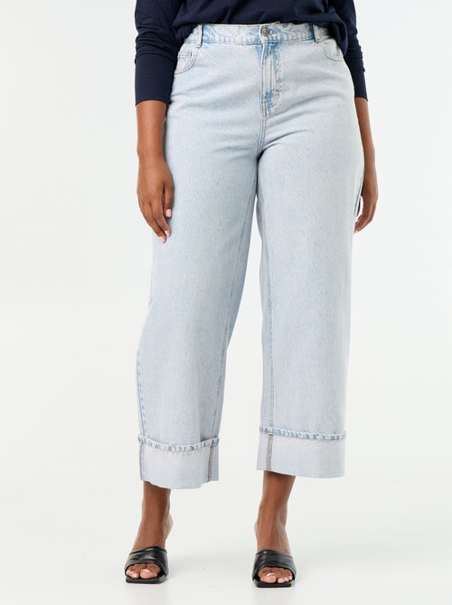 Jeans a gamba larga con risvolto alla base - Kiabi Jeans a gamba larga con risvolto alla base - Kiabi