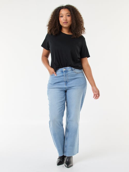 Jeans bootcut con orlo sfrangiato - Kiabi