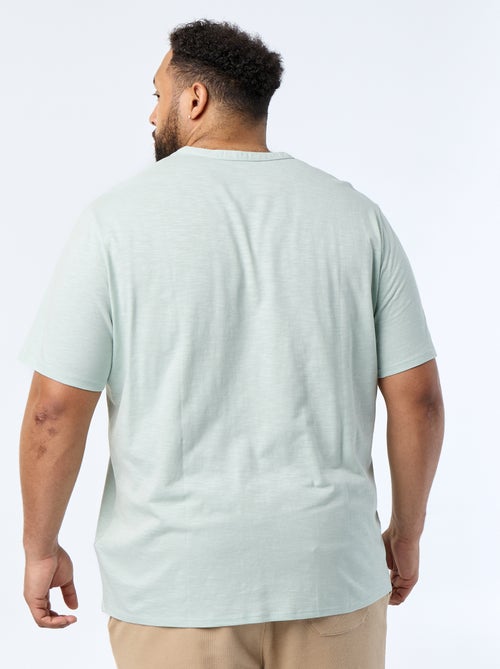 Jersey T-shirt with Henley collar and short sleeves - Kiabi Jersey T-shirt with Henley collar and short sleeves - Kiabi