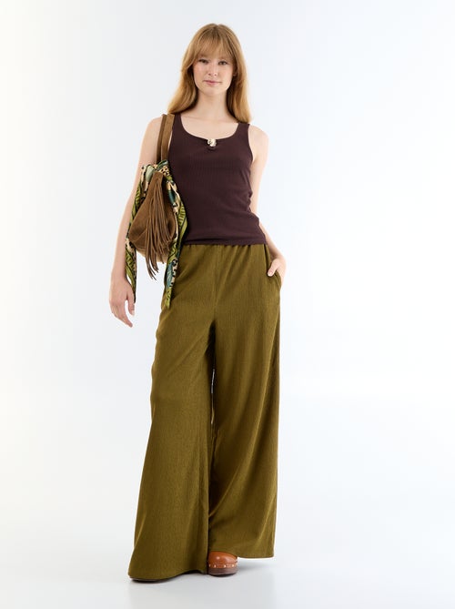 Jeweled Ribbed Sleeveless Tank Top - Kiabi Jeweled Ribbed Sleeveless Tank Top - Kiabi