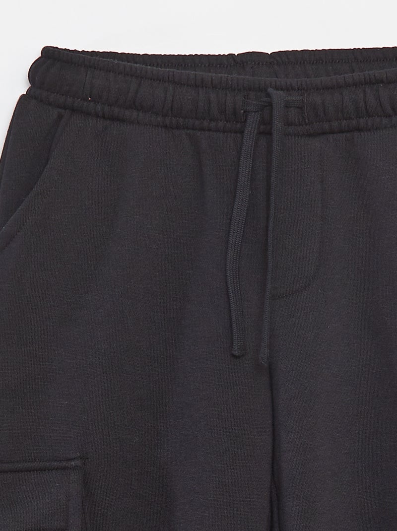 Joggers in tessuto felpato con tasche nero - Kiabi