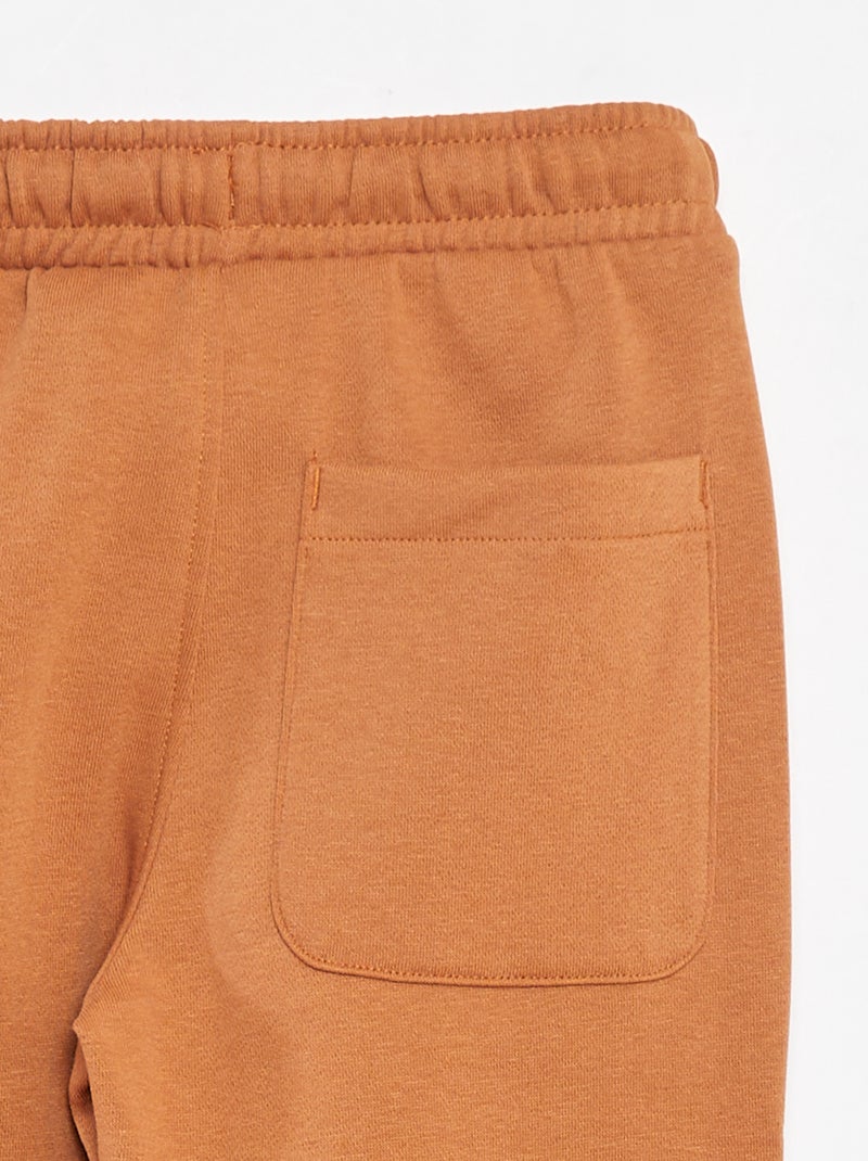 Jogging uni - Coupe + ajustée Marron - Kiabi