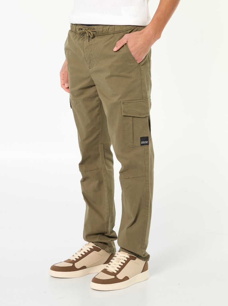 Jogpant avec poches à rabat Kaki - Kiabi