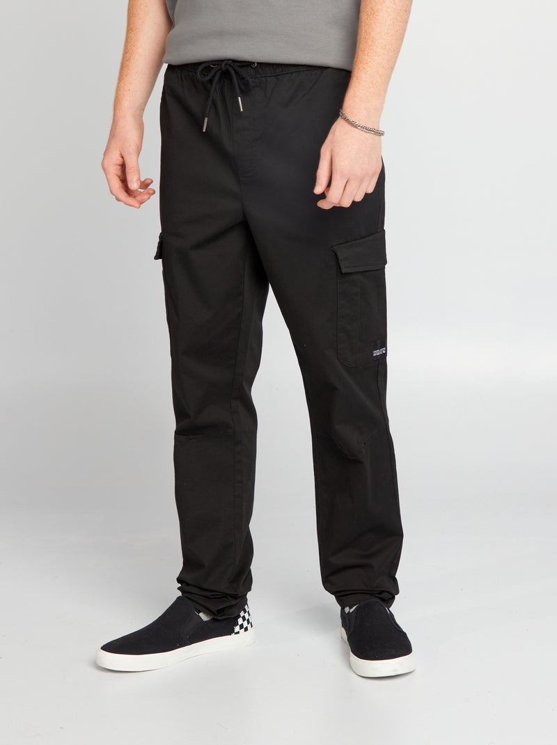 Jogpant con tasche con patta nero - Kiabi