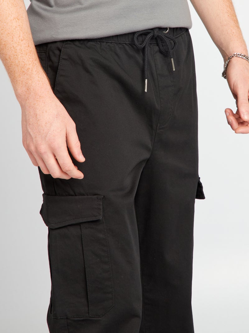 Jogpant mit Pattentaschen Schwarz - Kiabi