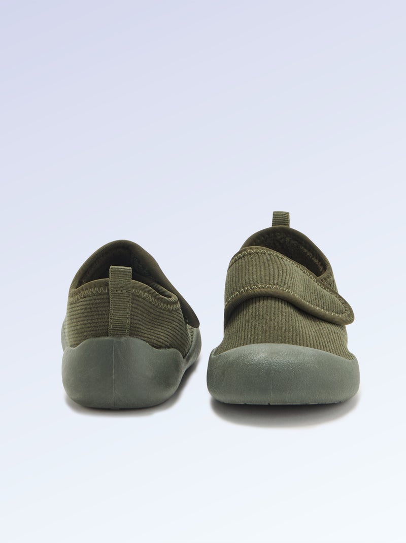 'Kitchoun' soft lined barefoot slippers Khaki - Kiabi