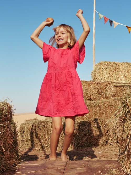 Kleid mit fantasievollen Blumenstickereien - Kiabi