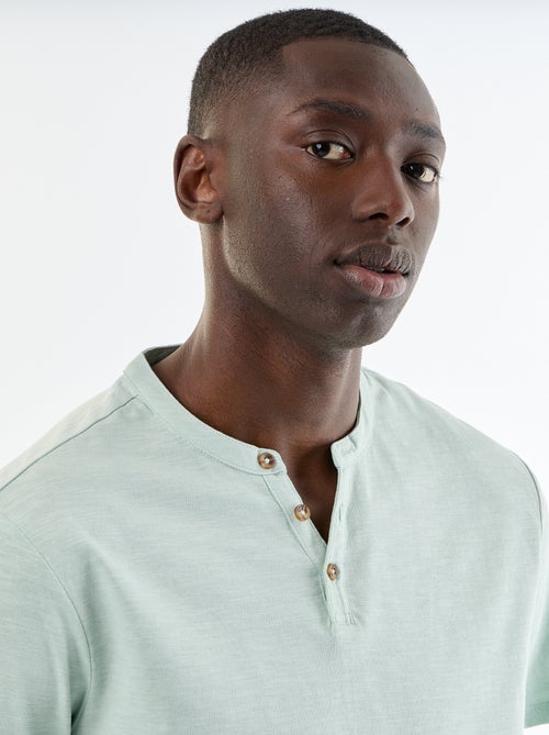 Kurzarm-T-Shirt mit Henley-Ausschnitt - Kiabi