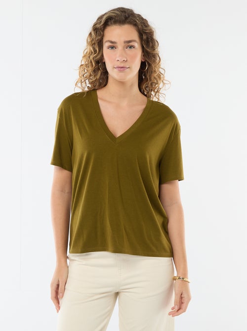 Kurzarm-T-Shirt mit V-Ausschnitt - Kiabi Kurzarm-T-Shirt mit V-Ausschnitt - Kiabi