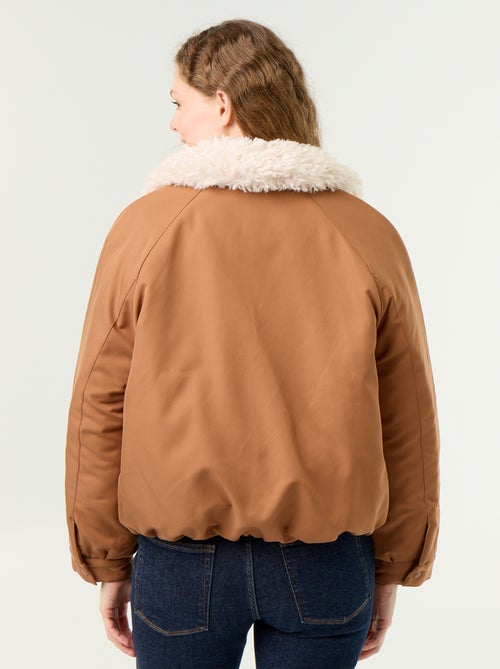 Kurzjacke mit Kragen in Lammfell-Optik - Kiabi