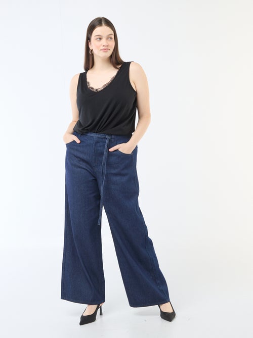 Lace-trim V-neck Camisole - Kiabi Lace-trim V-neck Camisole - Kiabi
