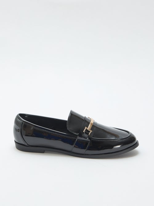 Lack-Loafer mit dekorativen Golddetails - Kiabi