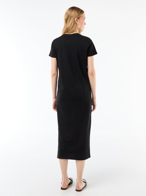 Langes Jerseykleid mit kurzen Ärmeln - Kiabi Langes Jerseykleid mit kurzen Ärmeln - Kiabi